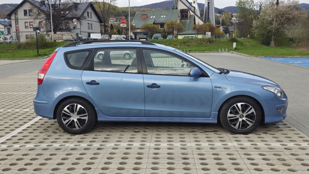 Hyundai i30cw 2010 1.6 CRDi KOMBI