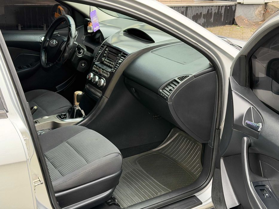 Продам Chery M11 2011 року з бензиновим двигуном 1.6