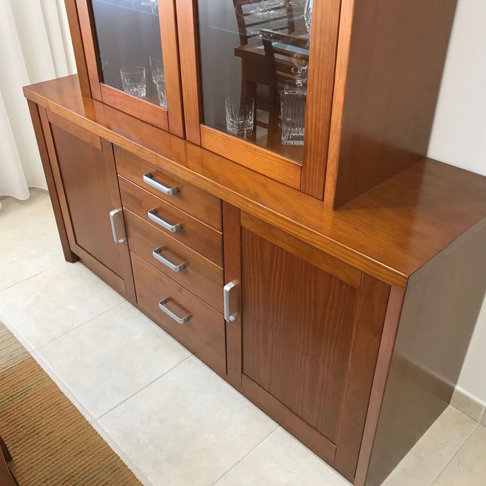 Sala de jantar completa