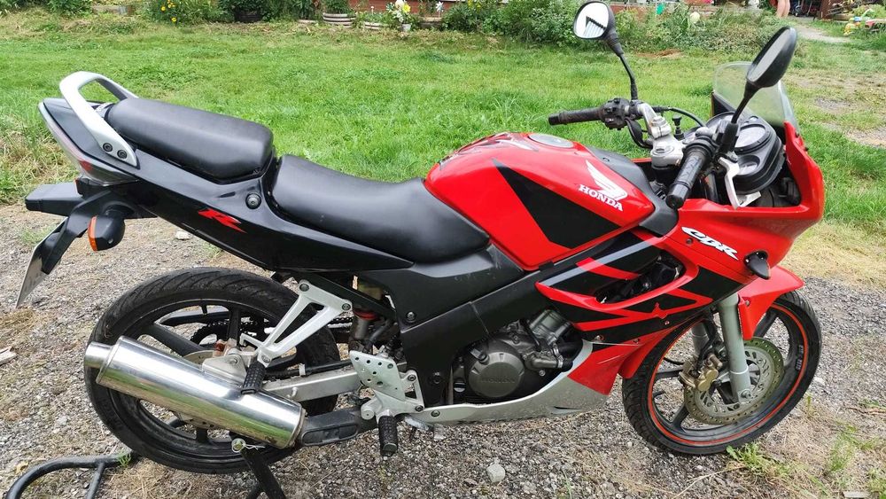 HONDA CBR 125R JC34 2006r. | 125cm3 5kW Motocykl na kat. B | Czerwona