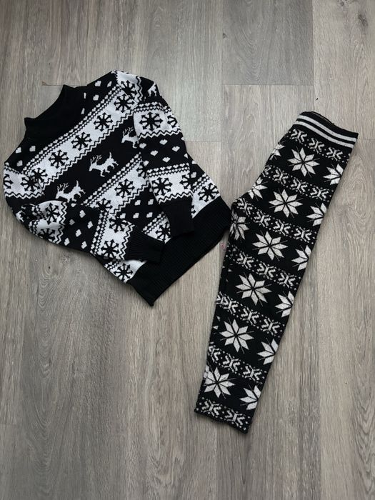 Костюм вʼязаний теплий