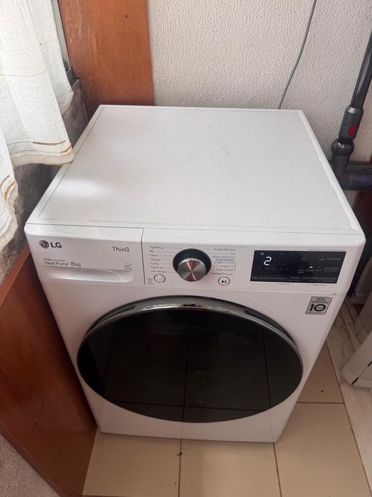 Máquina de Secar roupa de 10kg completamente Nova