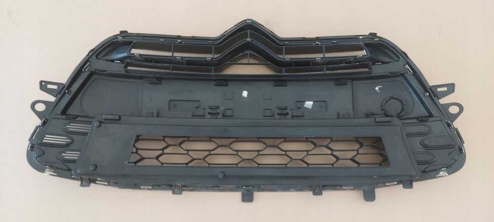 atrapa grill citroen ds3 9674025277