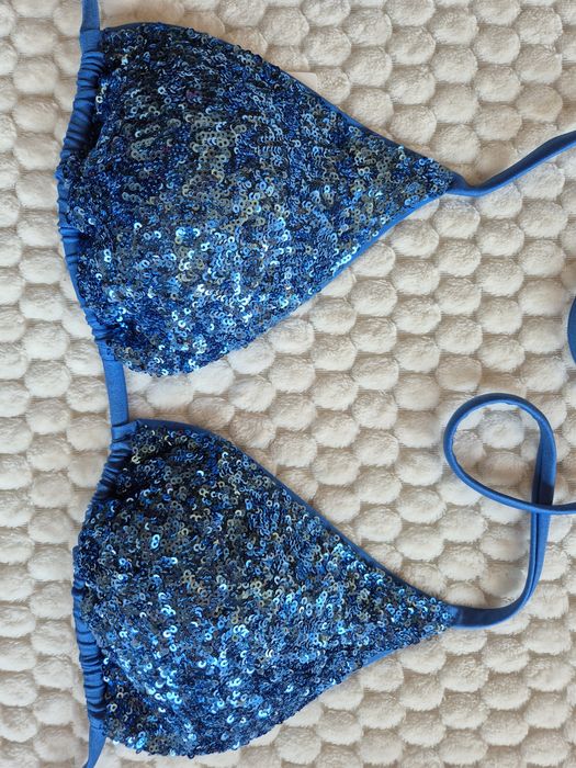 Calzedonia L 90B/85C/80D, 5 Glowing Surface delicate blue z cekinami Cannes  błękitny niebieski cekiny