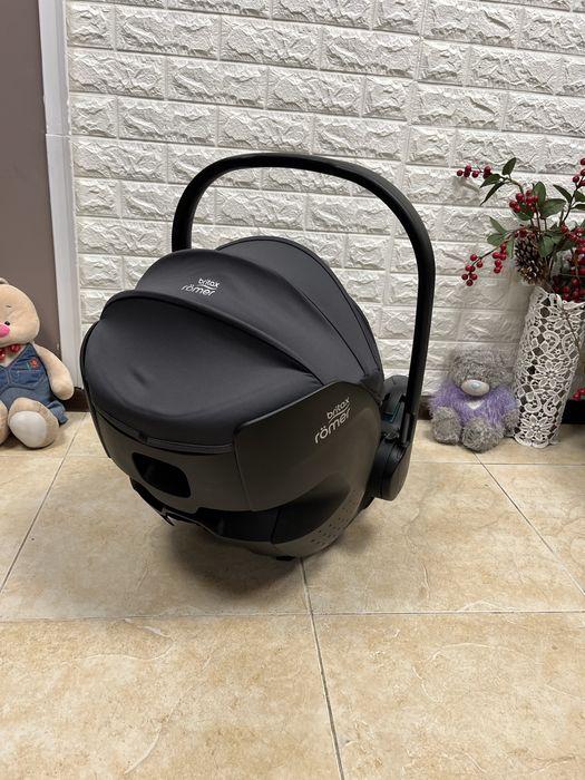 Автокрісло Britax Römer Baby-Safe 5Z Група 0+ (0-13 кг) автолюлька