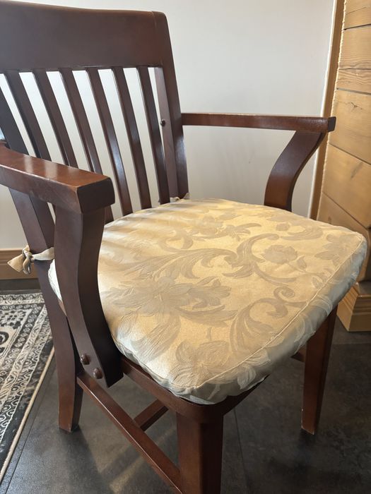 Krzesła dębowe 12szt