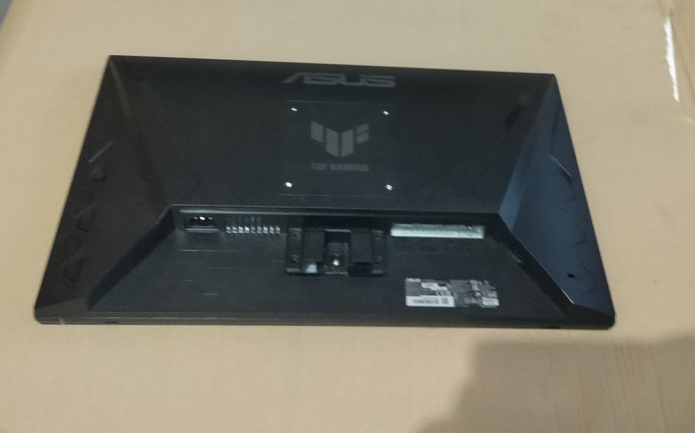 Monitor Asus 180hz