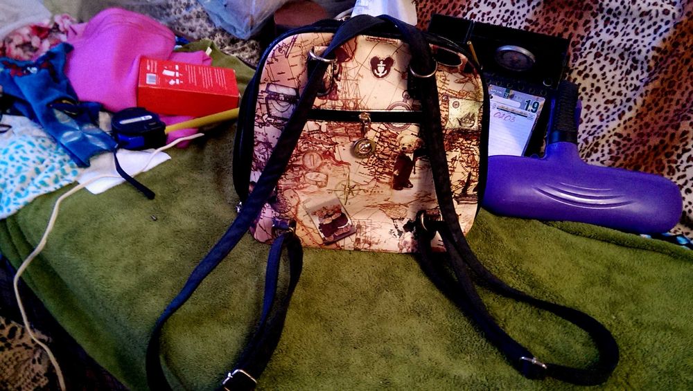 Рюкзак - сумочка (портфель ) 2в 1 Трансформер Прекрастное состояние