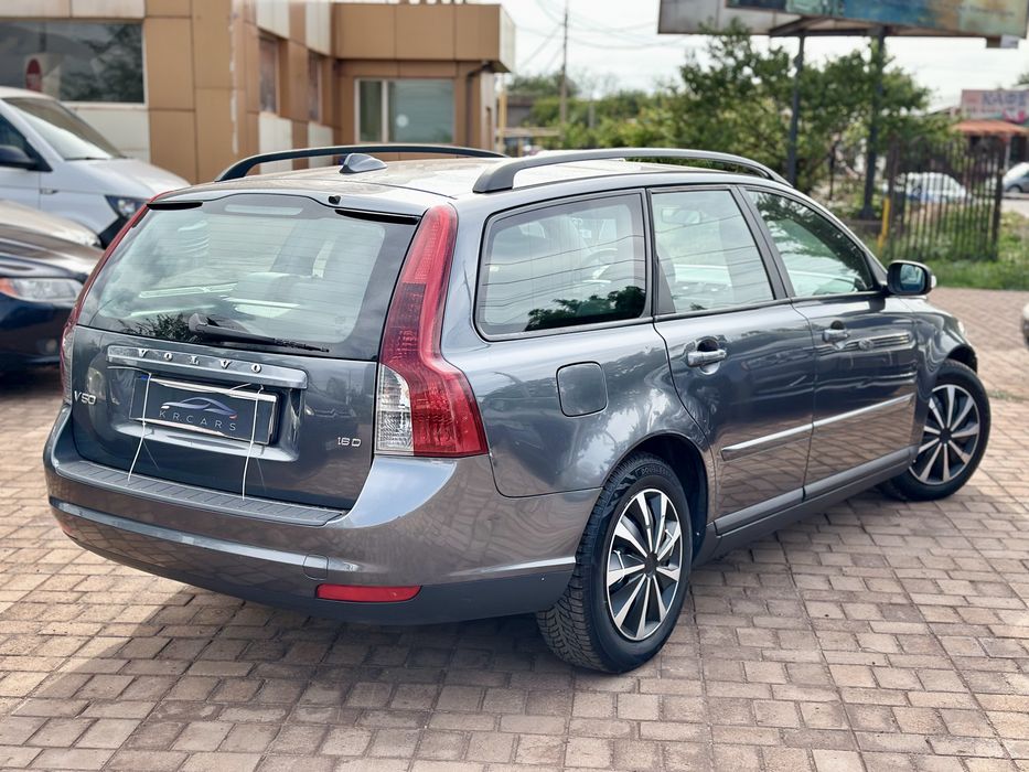 Volvo V50 2008 рік Дизельна