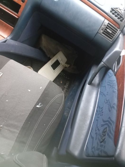 Продам Мерседес 210