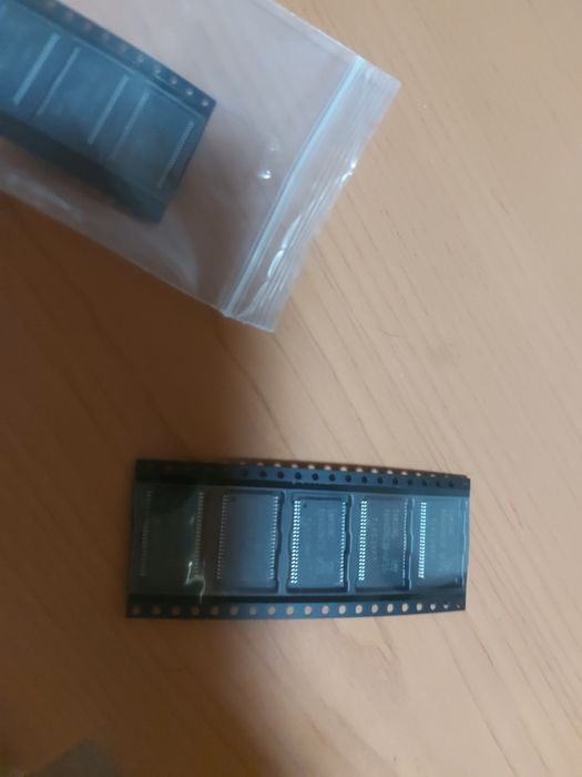 Samsung k6x4016c3f-uf55