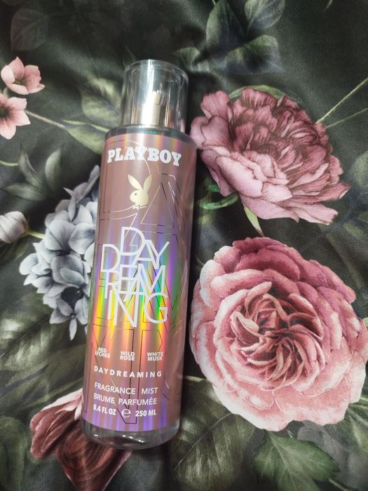 Mgiełka do ciała Playboy Daydreaming Fragrance
