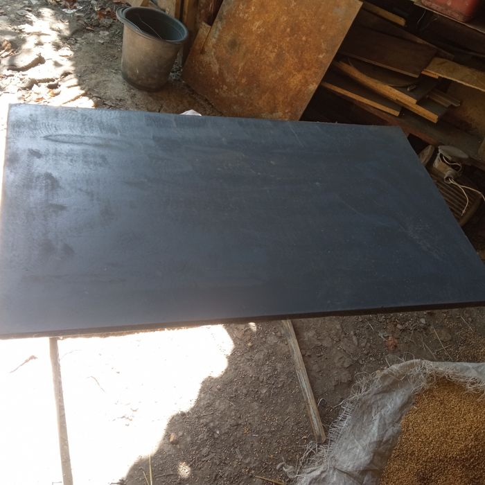 Компютерний стіл