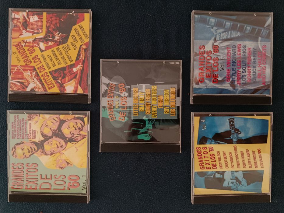 Lote de CD's ( Os + do TOP, Verão em Festa e Anos 60 )