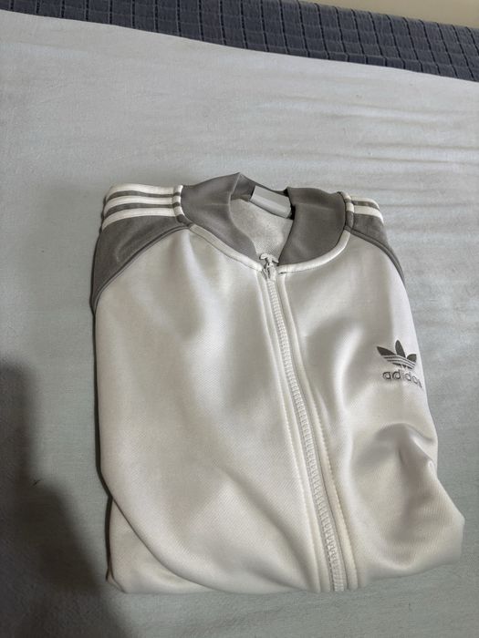 casaco Adidas Tamanho M