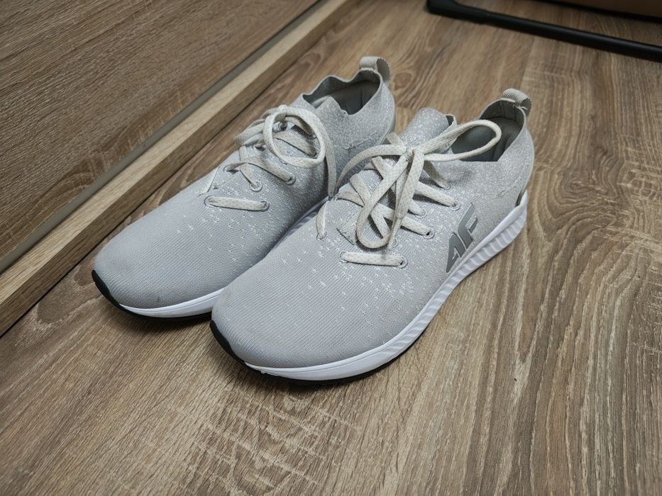 Buty 4F damskie rozmiar 40