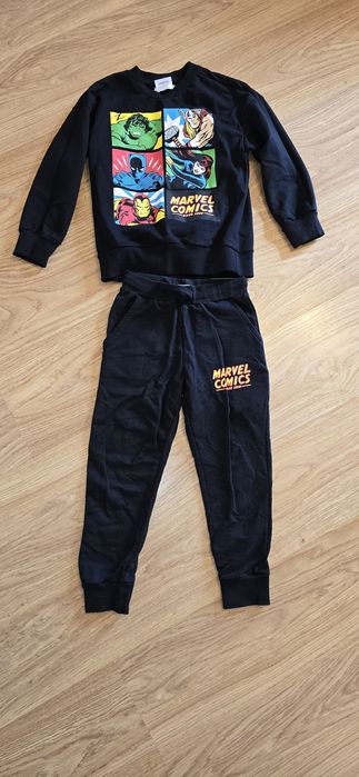 Dres Marvel 116 chłopiec