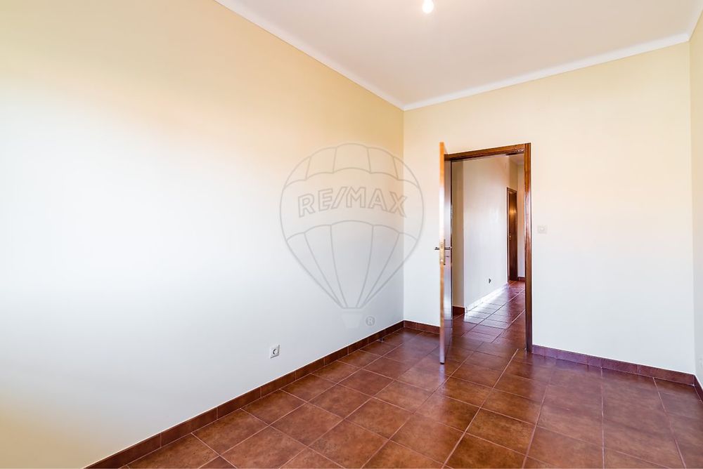 Quartos no Apartamento T3 Entroncamento