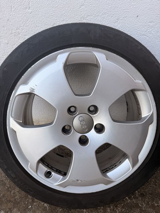Jantes Audi com pneus