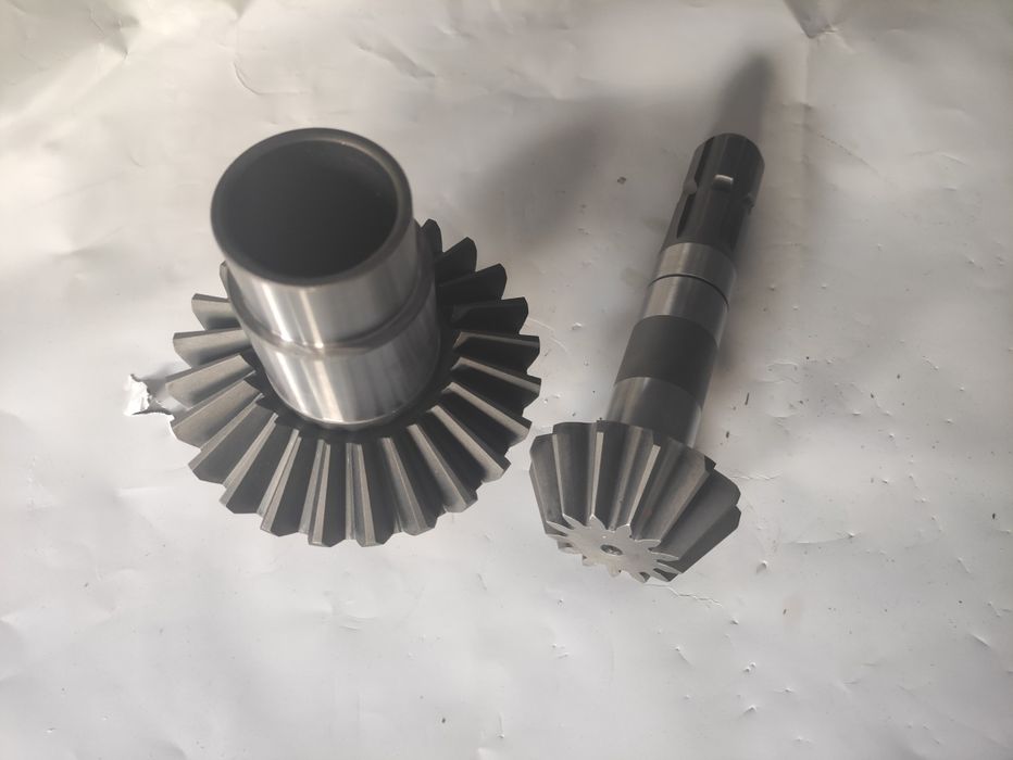 Koła zębate do przyczepy samozbierającej Krone Titan , Krone Titan