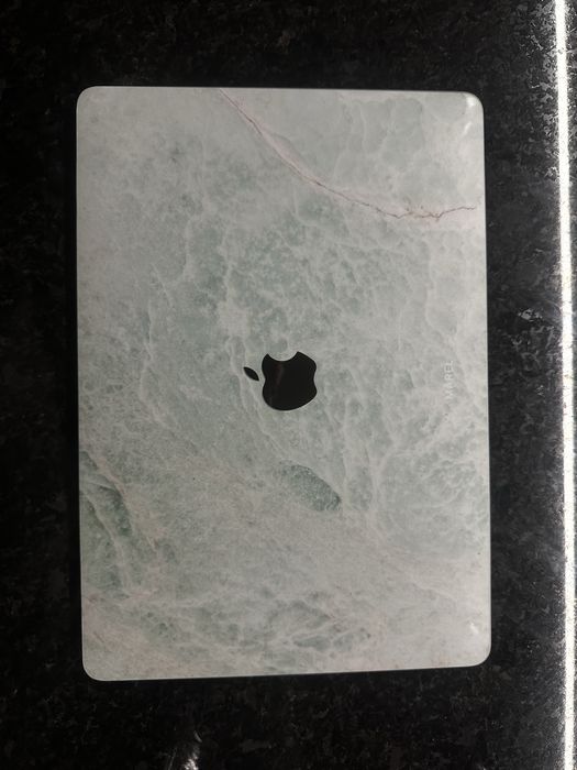 MacBook Pro 13-inch 2020 touchbar