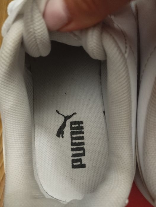 Adidasy Puma białe 37,5