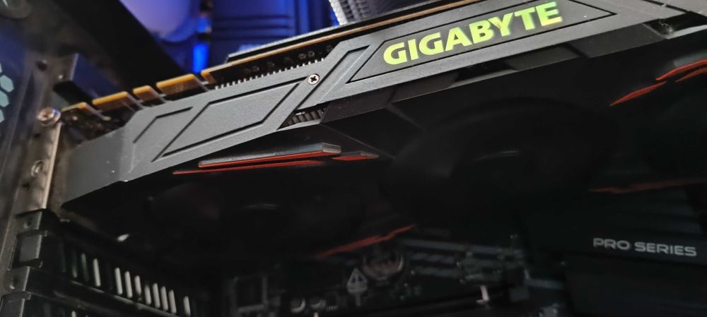gigabyte gtx 1070 g1 gaming OC