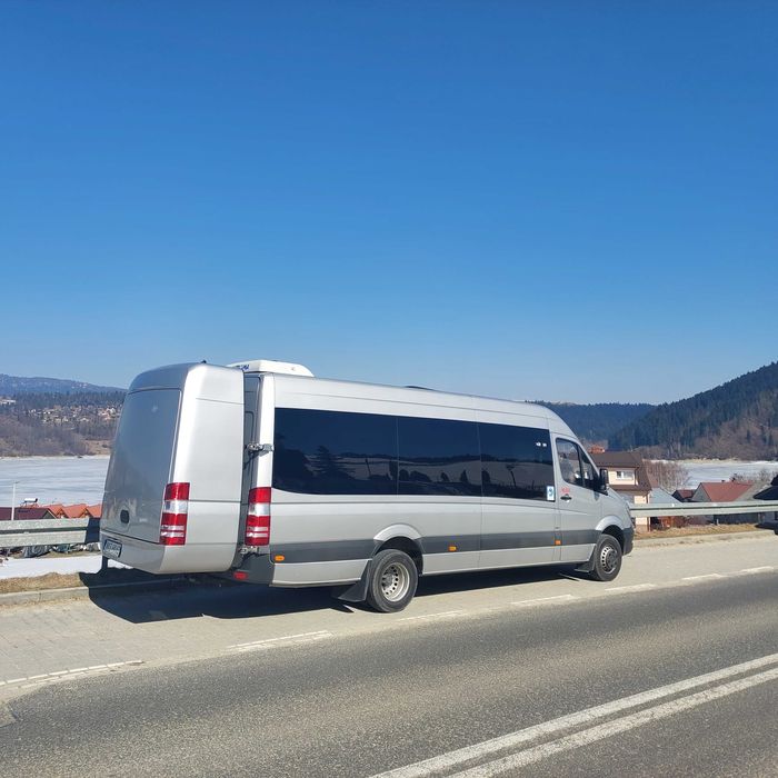 Wynajem VIP busów autokaròw przewóz osób,pracowników transport lotnisk