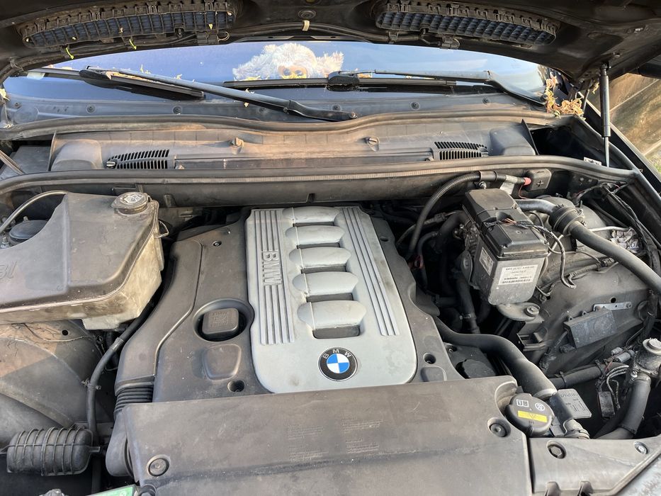 Продам BMW X5 E53