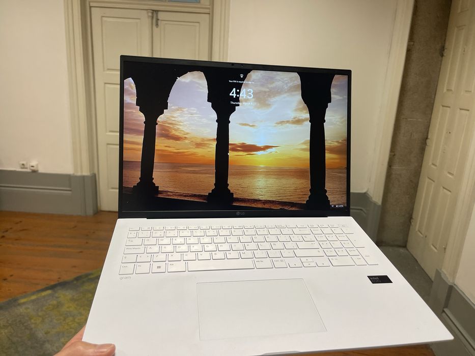 LG Gram 17 – Como novo – Muito leve