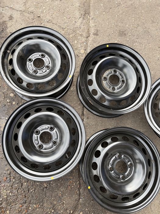 Felgi stalowe 15’ Ford 4x108 Felgi ford serwis opon Wroclaw