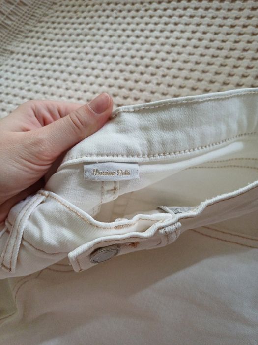 Прямі джинси молочні massimo dutti  34р(xs)