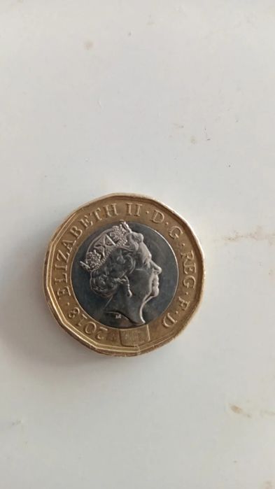 Moeda rainha Elizabeth One pound 2018