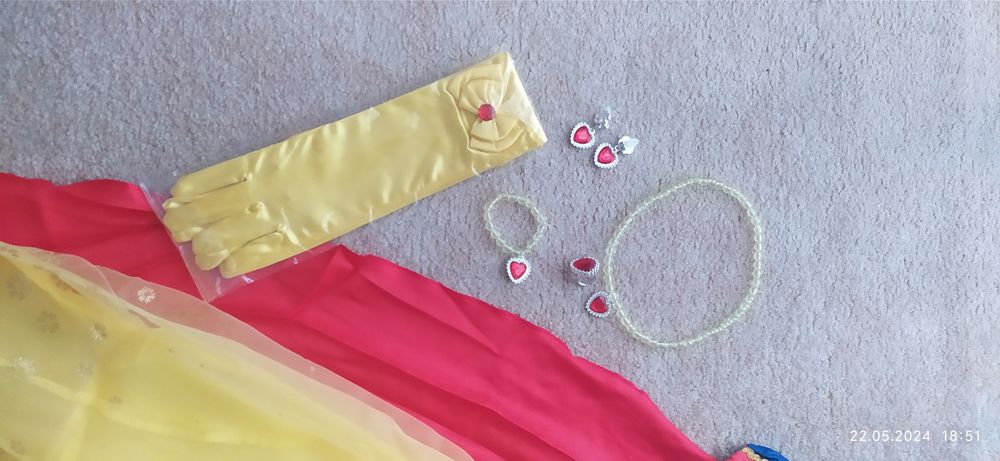 Śnieżka, królewna śnieżka, śpiąca królewna, kostium księżniczki