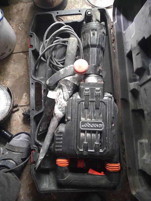 Електроінструмент оренда