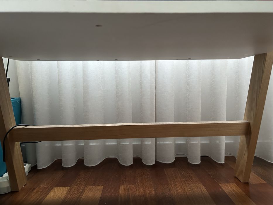 Secretaria e cadeira