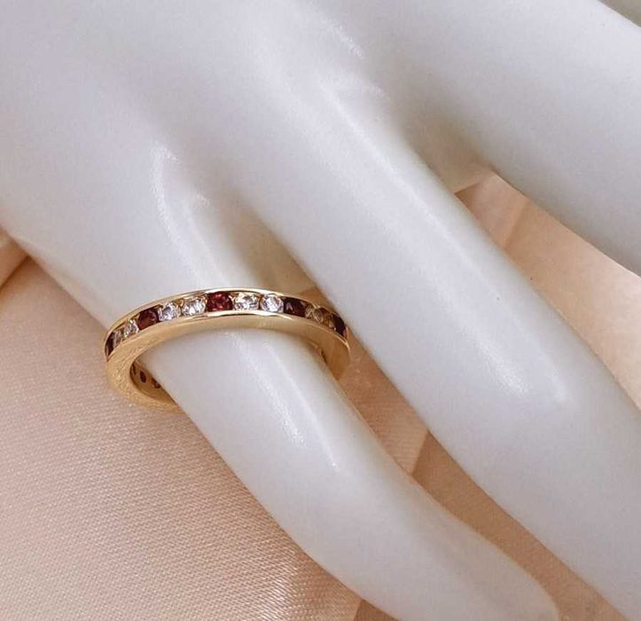 WYPRZEDAŻ !-25%Pierścionek r.13 Złoty pr.585 obrączka z granatamiZ-824