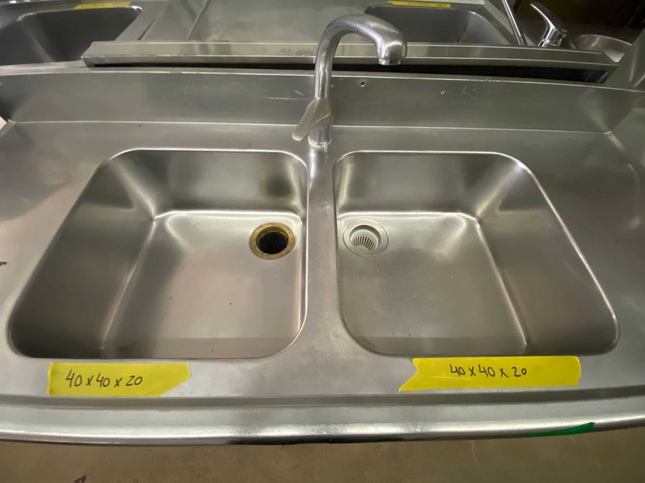 Bancada lava loiça em inox com 2 cubas grandes