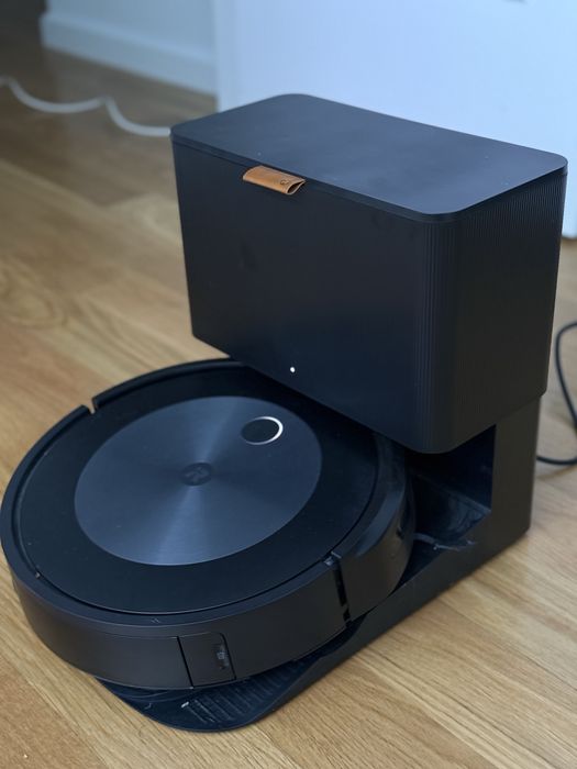 Aspirador irobot roomba j7+