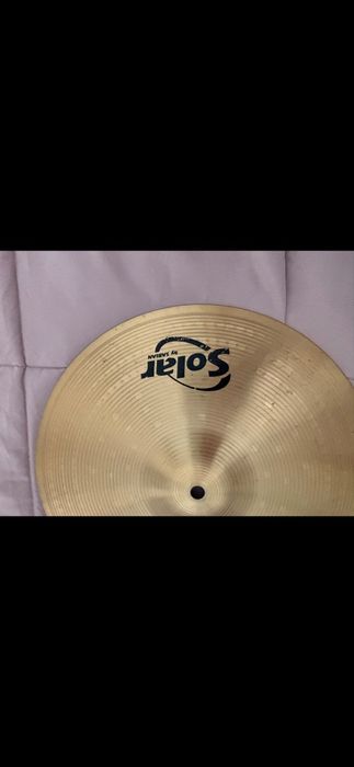 Pratos de bateria