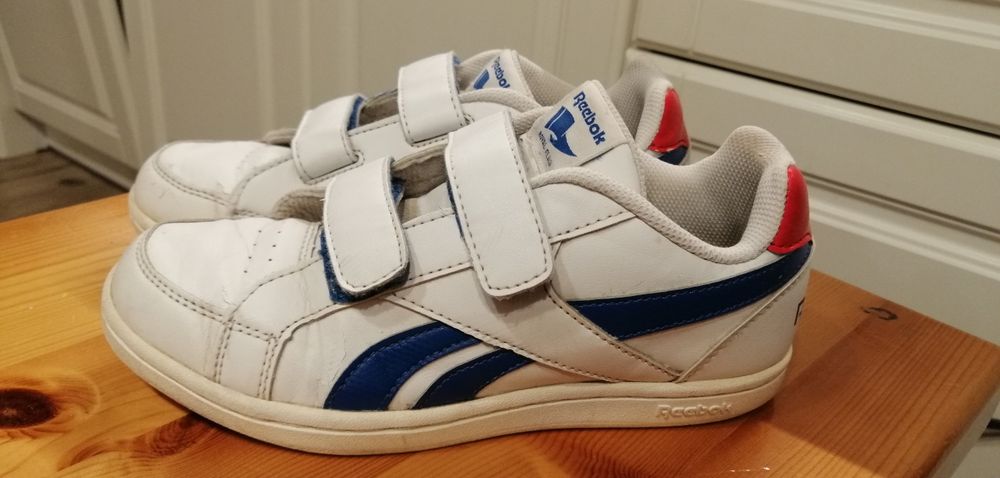 Buty Reebok,chłopięce, sportowe. Rozmiar 33.