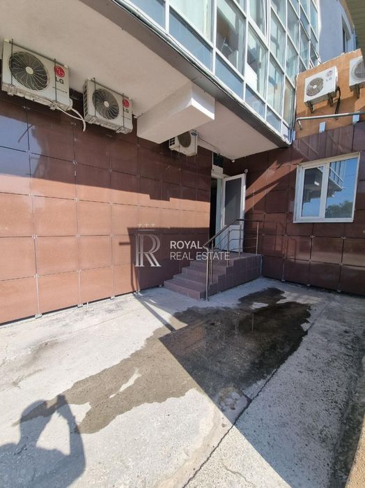 Оренда ФАСАД Шумського, Березняки, 2 входи, трафік 102м2