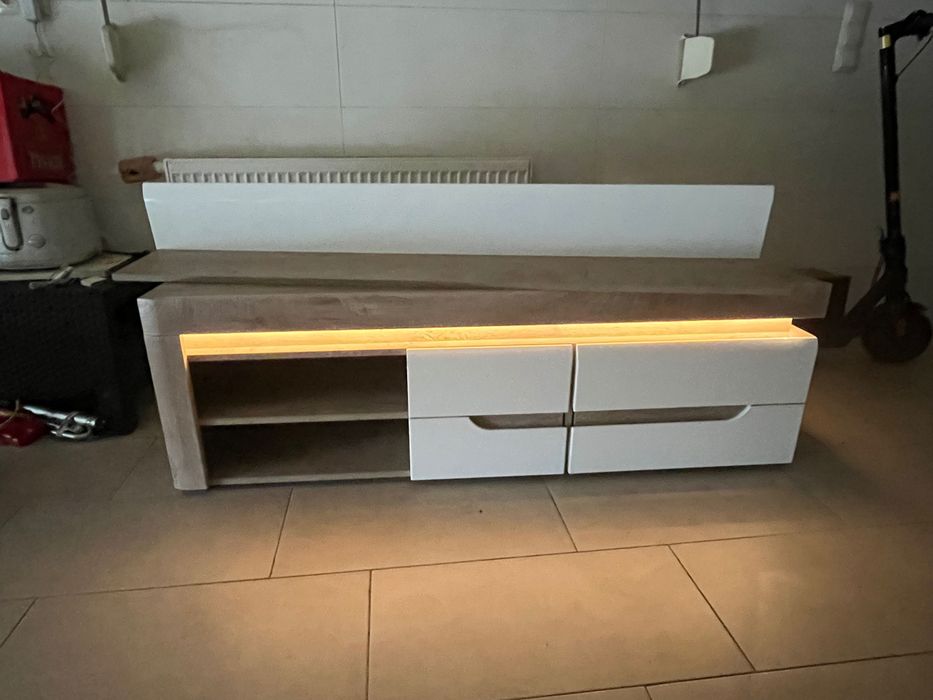 Szafka IRMA pod tv plus wisząca półka