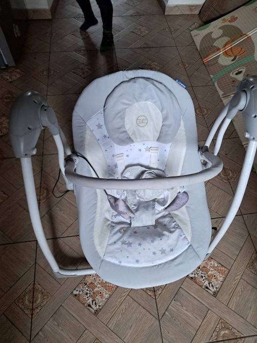 Гойдалка для немовляти