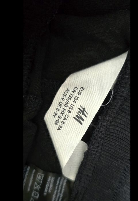 1 spodnie dresowe 128 chłopiec