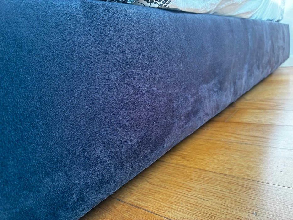 Cama / Sommier Estofado 200x140cm (Possibilidade de incluir Colchão)