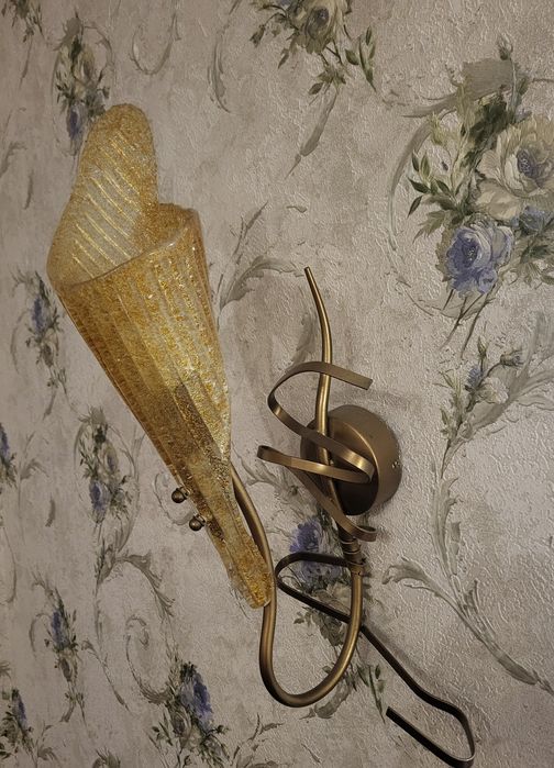 Кована люстра +2 бра