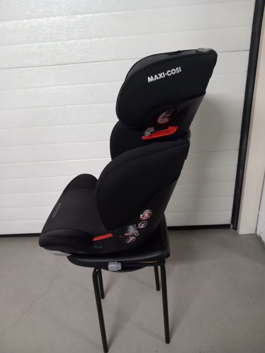 Como Nova: Cadeira Maxi Cosi Rodifix