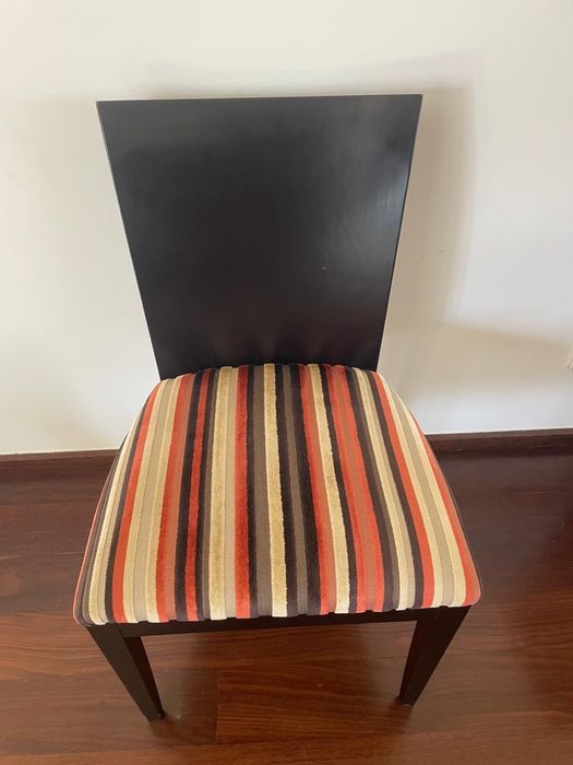 Mesa sala jantar e cadeiras