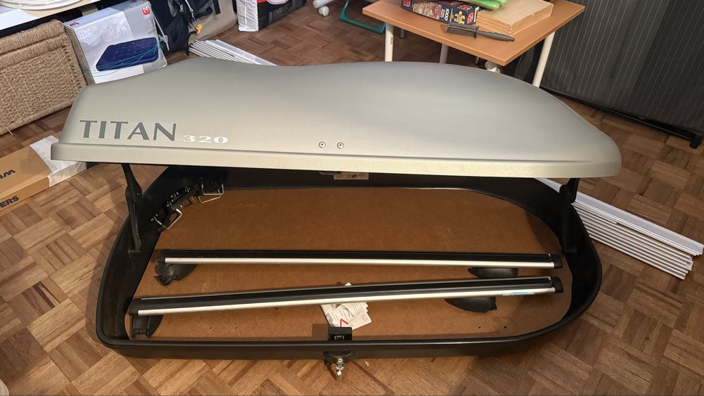 Mala tejadilho com barras